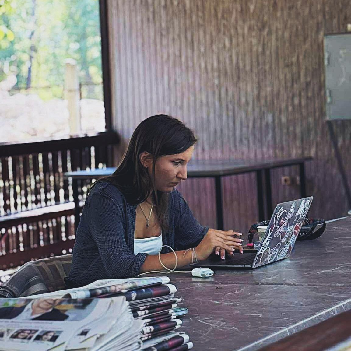 Alexandra Cretu working